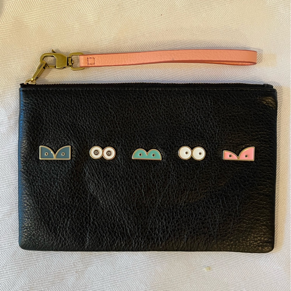 Fossil Black leather wristlet with pink and brass‎ handle, and pink lining New!!